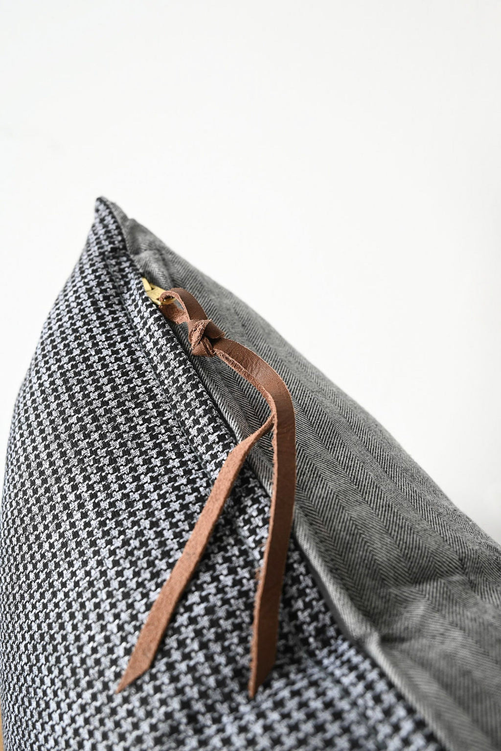 COTTON - HERRINGBONE MULHOLLAND