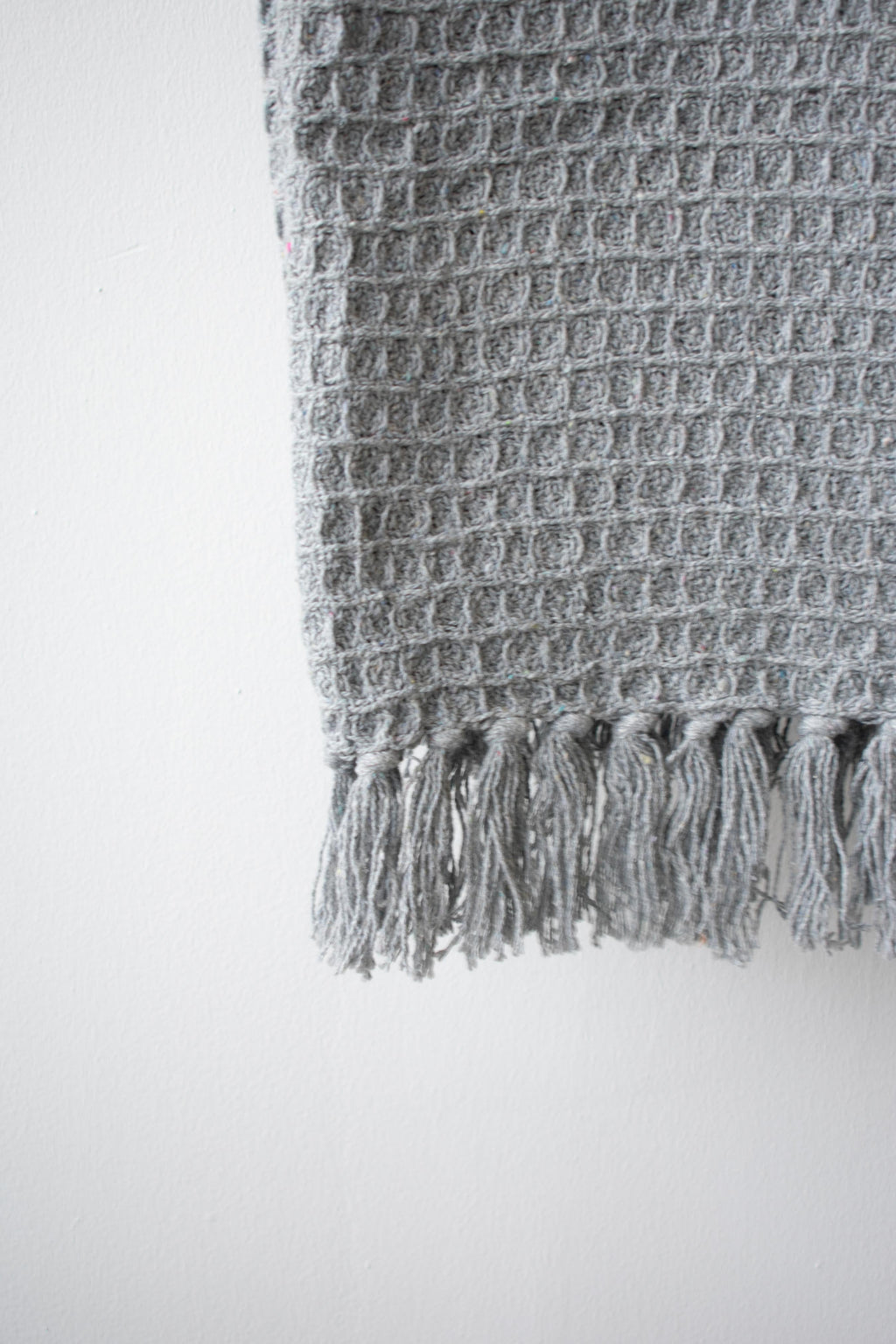 THROW BLANKET - WAFFLE GREY