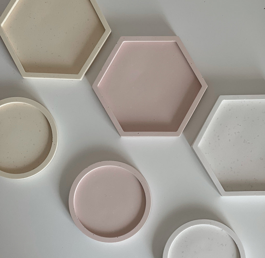 Small Round Jesmonite Trinket Tray: Scandi Home Decor