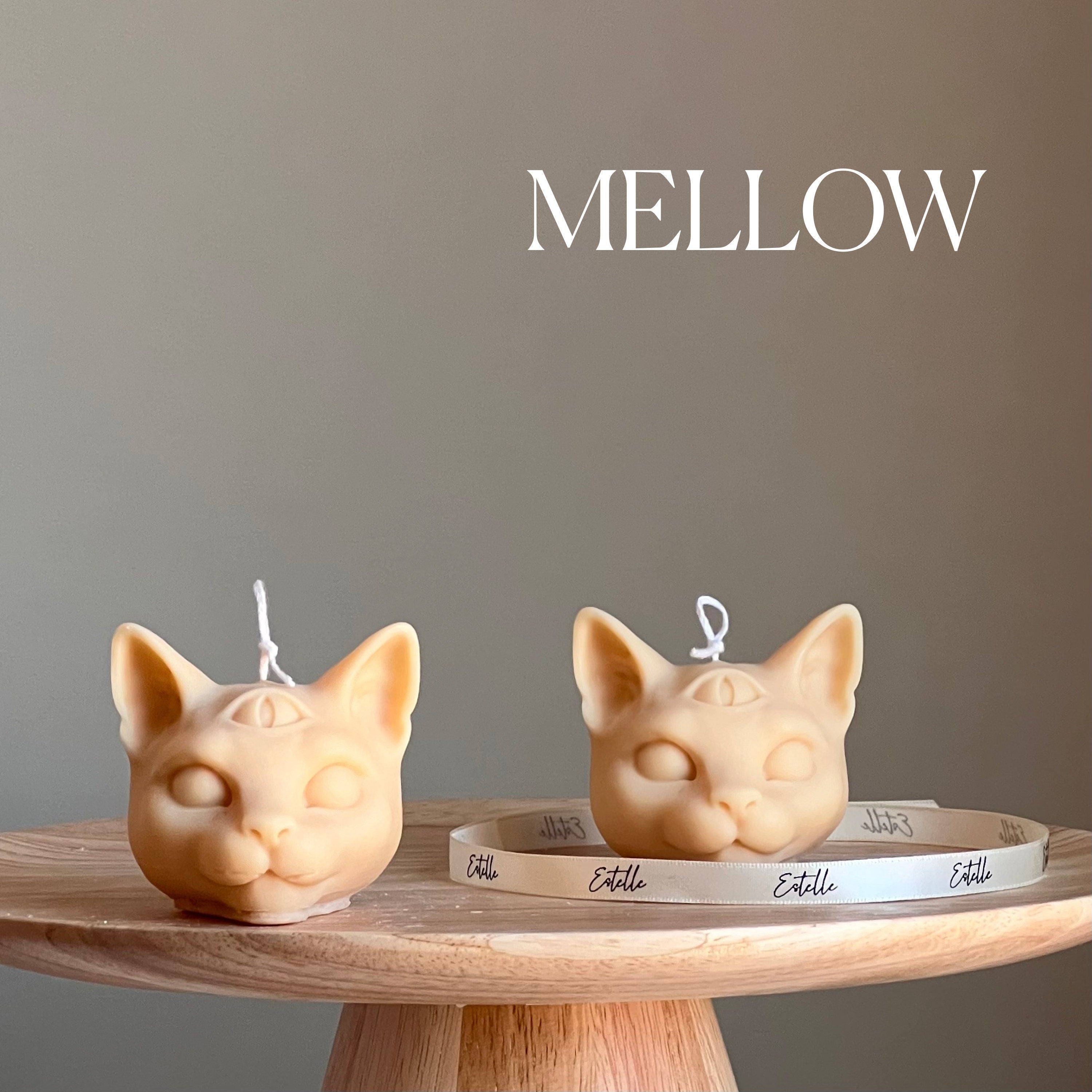Handmade Cat Head Soy Candle: Trendy Home Decor